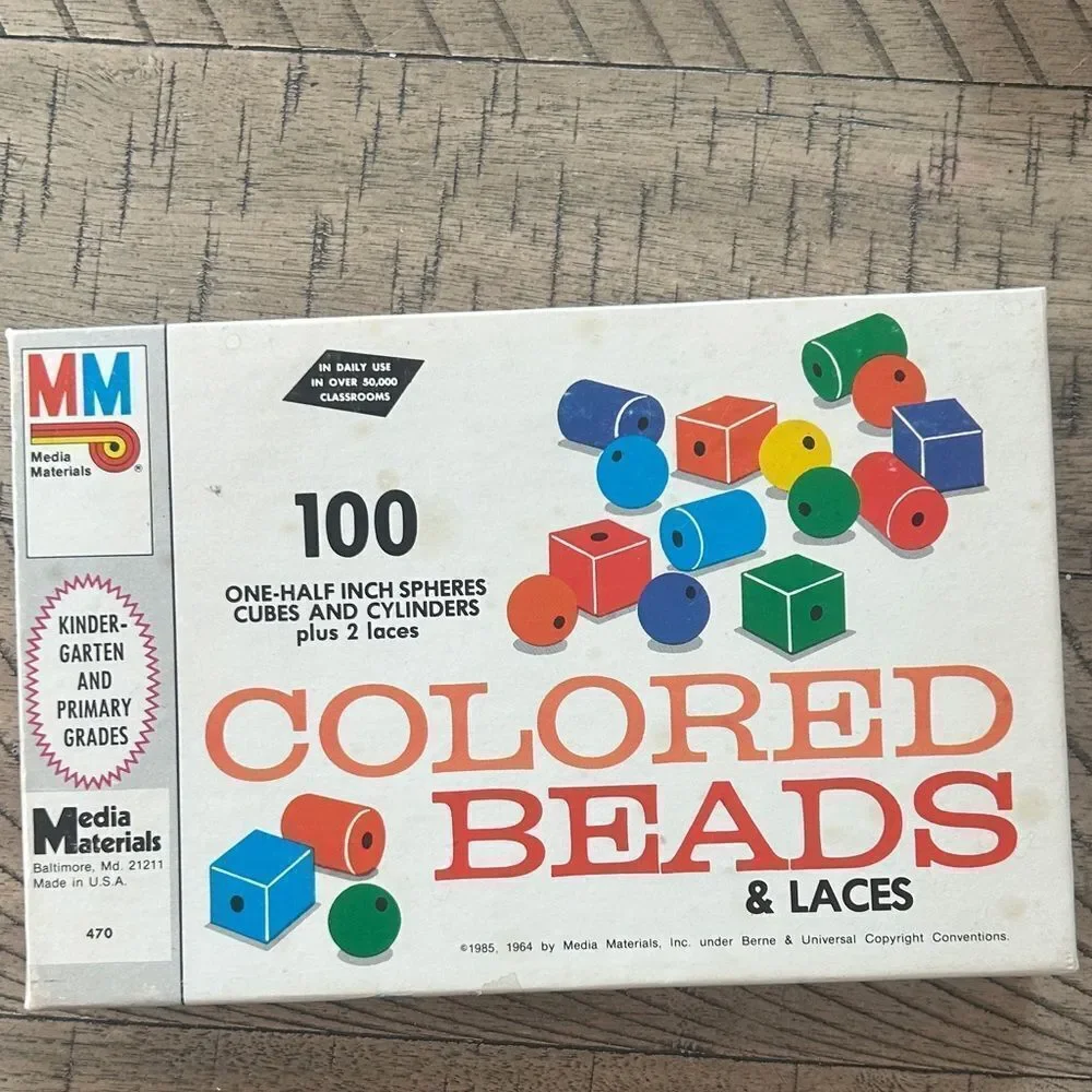 Made in 🇺🇸 Colored Beads & Lace Set 1985 Kick it Old School 🏫 Grades K-5 RETRO